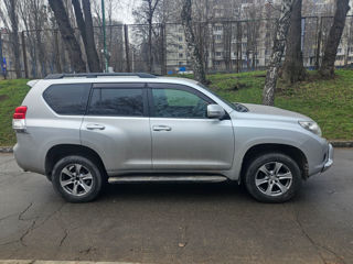 Toyota Land Cruiser Prado foto 3