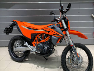 KTM 690 ENDURO R foto 2