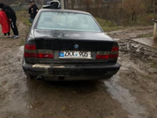 BMW 5 Series foto 4