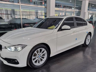 BMW 3 Series foto 2