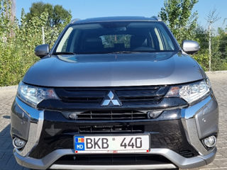 Mitsubishi Outlander foto 8