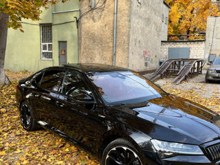 Skoda Superb foto 3