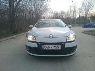 Renault Megane foto 2