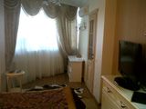 Apartament cu 2 camere, 80 m², Centru, Chișinău foto 5