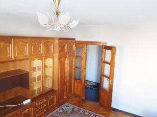 Apartament cu 2 camere, 55 m², Centru, Chișinău foto 3