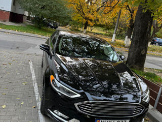 Ford Fusion foto 4