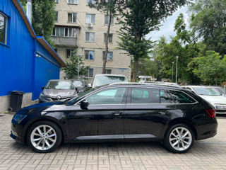 Skoda Superb foto 8