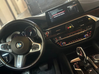 BMW 5 Series foto 6