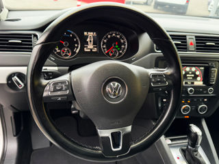 Volkswagen Jetta foto 13