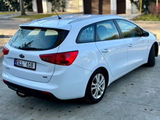 KIA Ceed Sw foto 5