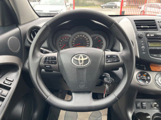 Toyota Rav 4 foto 9