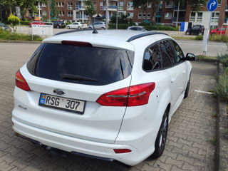 Ford Focus ST foto 6