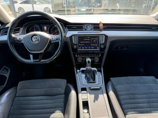 Volkswagen Passat foto 7