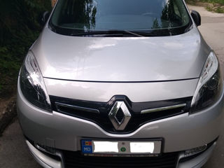 Renault Grand Scenic foto 2