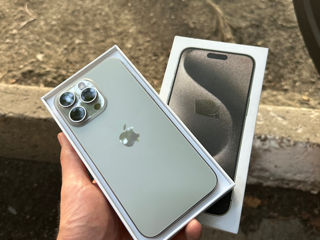 iPhone 15 Pro Max 256 gb foto 1