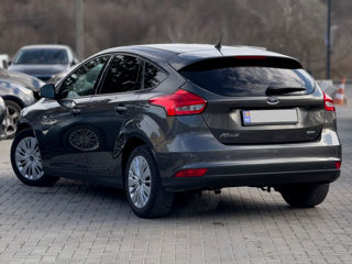 Ford Focus foto 5