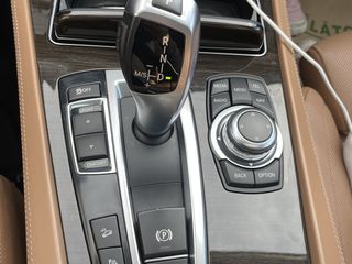 BMW 7 Series foto 7