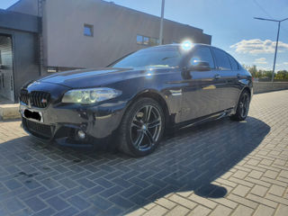 BMW 5 Series foto 8