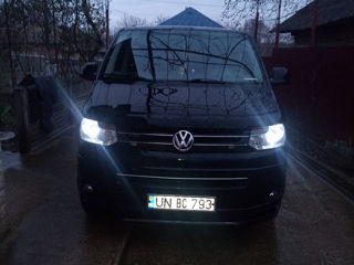 Volkswagen Caravelle foto 10