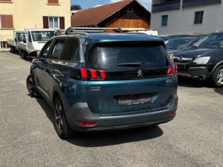 Peugeot 5008 foto 4