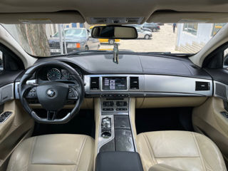 Jaguar XF foto 11