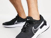 Nike Running Renew Run 3 trainers i m.42