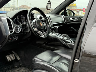 Porsche Cayenne foto 8