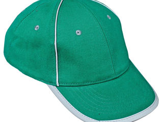 Şapcă RIOM cu elemente semnalizante - verde / Зеленая кепка с отражающими элементами RIOM