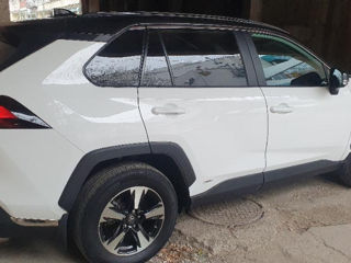 Toyota Rav 4 foto 2