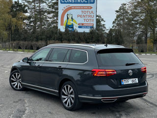 Volkswagen Passat foto 4