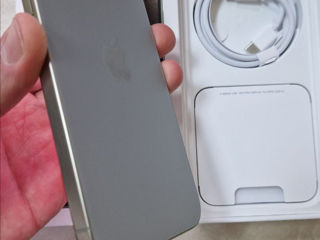 iPhone 15 Pro Max 512 GB Natural Titanium foto 5