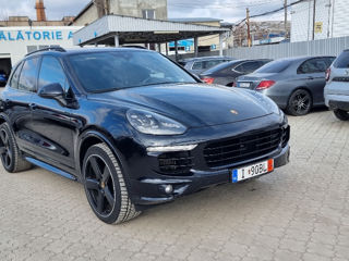 Porsche Cayenne foto 2