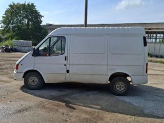 Ford Transit foto 2