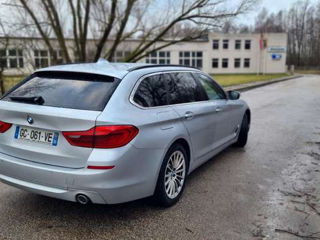 BMW 5 Series foto 2