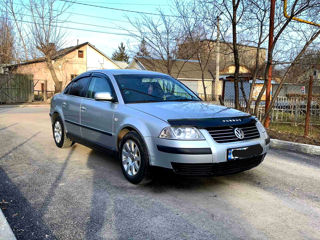 Volkswagen Passat foto 4