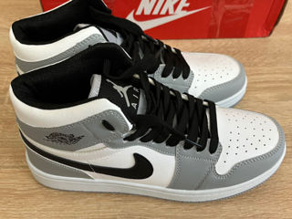 Nike Air Jordan foto 4