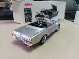 модель Mercedes 280SL 1:18 foto 2