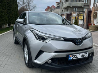 Toyota C-HR foto 4