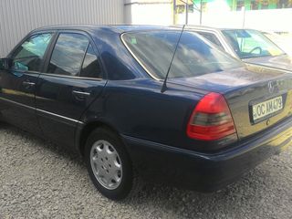 Mercedes C Class foto 3