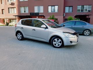 Kia Ceed foto 6