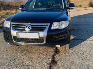 Volkswagen Touareg foto 2