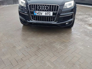 Audi Q7 foto 2