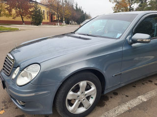 Mercedes E-Class foto 10