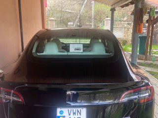 Tesla Model 3 фото 9