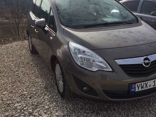 Opel Meriva foto 2