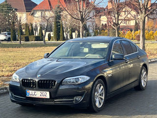 BMW 5 Series foto 3