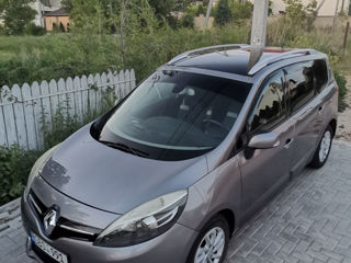 Renault Grand Scenic foto 3