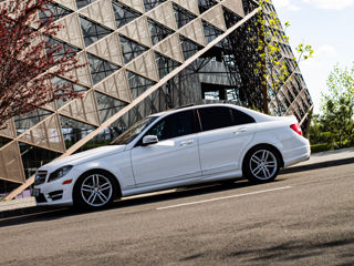 Mercedes C-Class foto 7