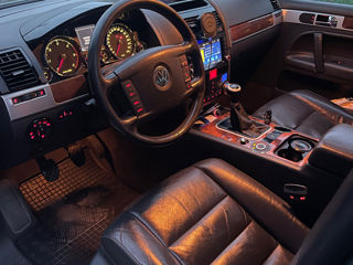 Volkswagen Touareg foto 5