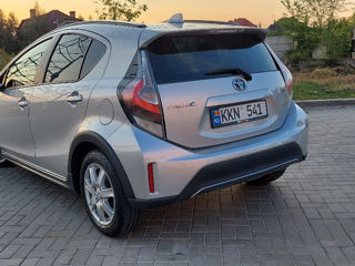 Toyota Prius c foto 4